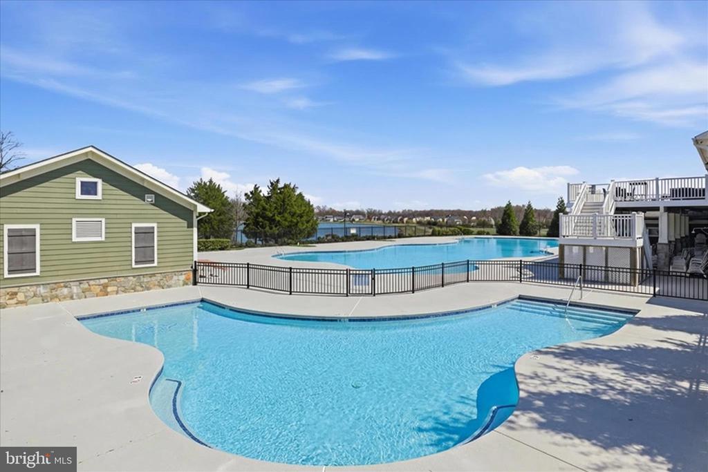 7550 EDINGTON DR, WARRENTON, Virginia 20187, 4 Bedrooms Bedrooms, ,3 BathroomsBathrooms,Residential,7550 EDINGTON DR,VAFQ2021090 MLS # VAFQ2021090