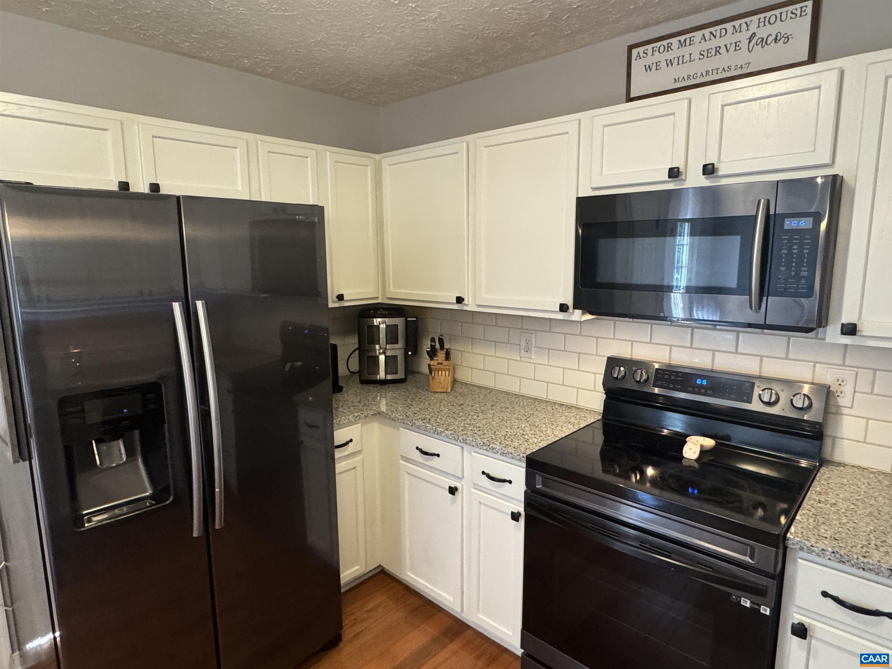 1121 HARDWARE RD, SCOTTSVILLE, Virginia 24590, 3 Bedrooms Bedrooms, ,2 BathroomsBathrooms,Residential,1121 HARDWARE RD,676810 MLS # 676810