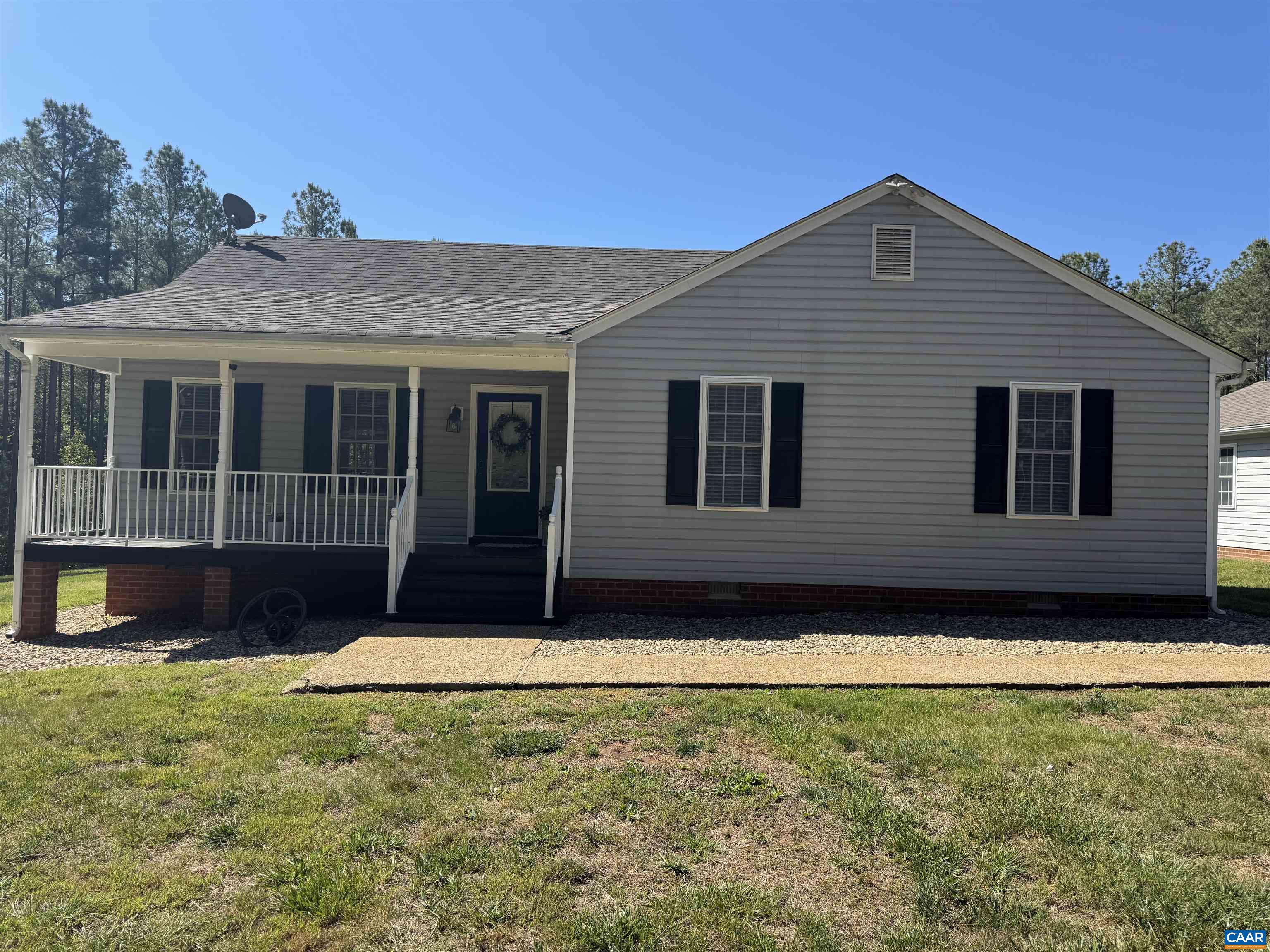 1121 HARDWARE RD, SCOTTSVILLE, Virginia 24590, 3 Bedrooms Bedrooms, ,2 BathroomsBathrooms,Residential,1121 HARDWARE RD,676810 MLS # 676810