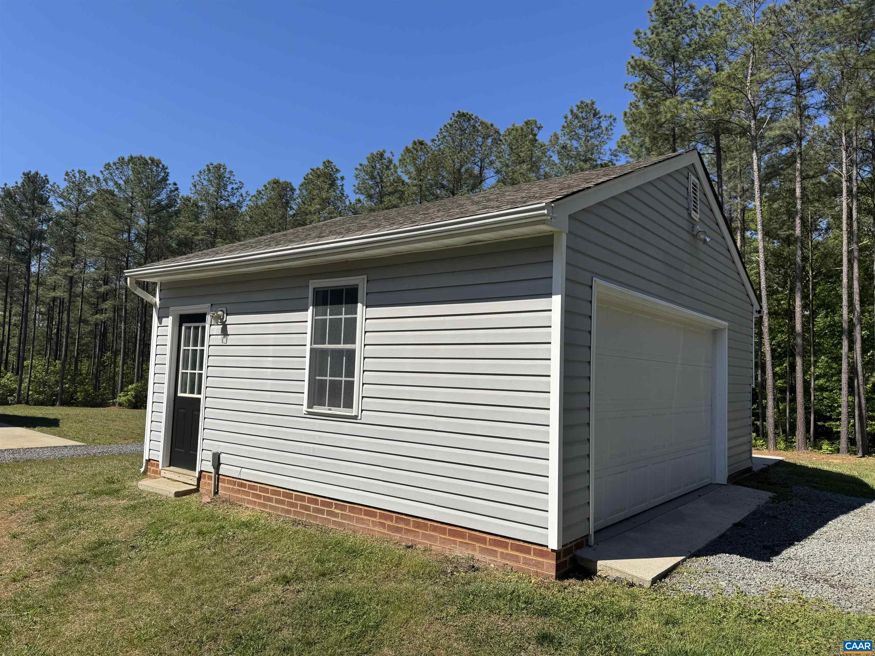1121 HARDWARE RD, SCOTTSVILLE, Virginia 24590, 3 Bedrooms Bedrooms, ,2 BathroomsBathrooms,Residential,1121 HARDWARE RD,676810 MLS # 676810
