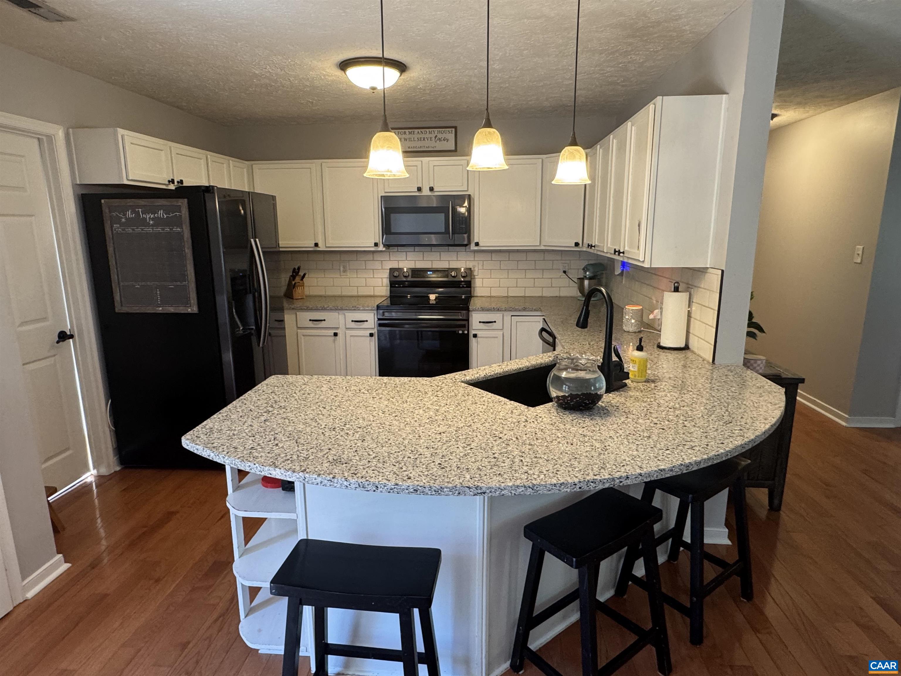 1121 HARDWARE RD, SCOTTSVILLE, Virginia 24590, 3 Bedrooms Bedrooms, ,2 BathroomsBathrooms,Residential,1121 HARDWARE RD,676810 MLS # 676810