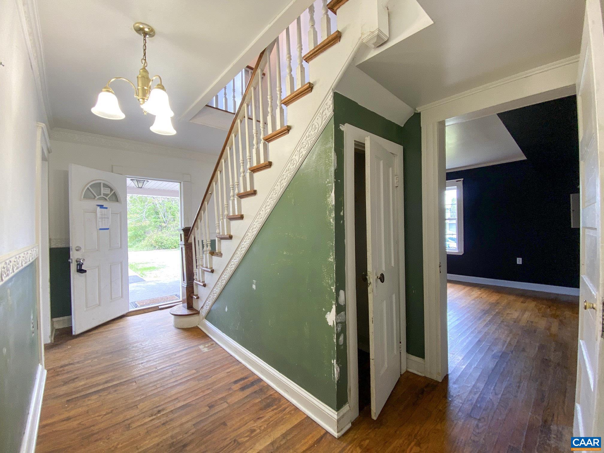 405 E KING ST, GORDONSVILLE, Virginia 22942, 3 Bedrooms Bedrooms, ,2 BathroomsBathrooms,Residential,405 E KING ST,676957 MLS # 676957 405 E KING ST, GORDONSVILLE, Virginia 22942, 3 Bedrooms Bedrooms, ,2 BathroomsBathrooms,Residential,405 E KING ST,676957 MLS # 676957