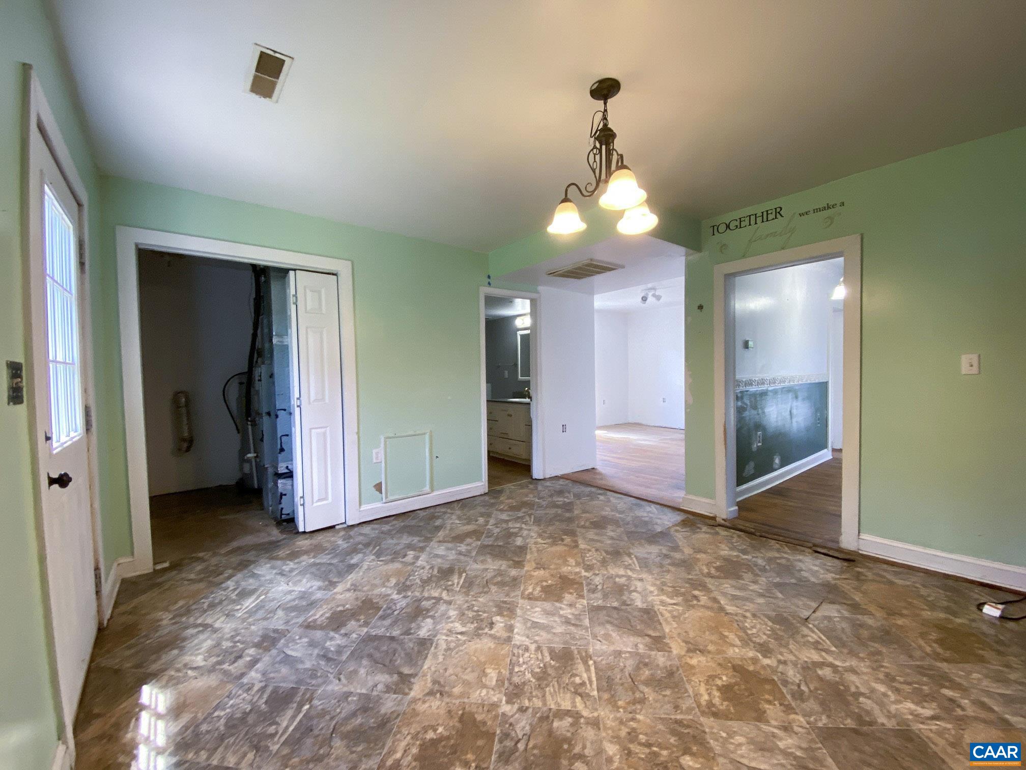 405 E KING ST, GORDONSVILLE, Virginia 22942, 3 Bedrooms Bedrooms, ,2 BathroomsBathrooms,Residential,405 E KING ST,676957 MLS # 676957 405 E KING ST, GORDONSVILLE, Virginia 22942, 3 Bedrooms Bedrooms, ,2 BathroomsBathrooms,Residential,405 E KING ST,676957 MLS # 676957