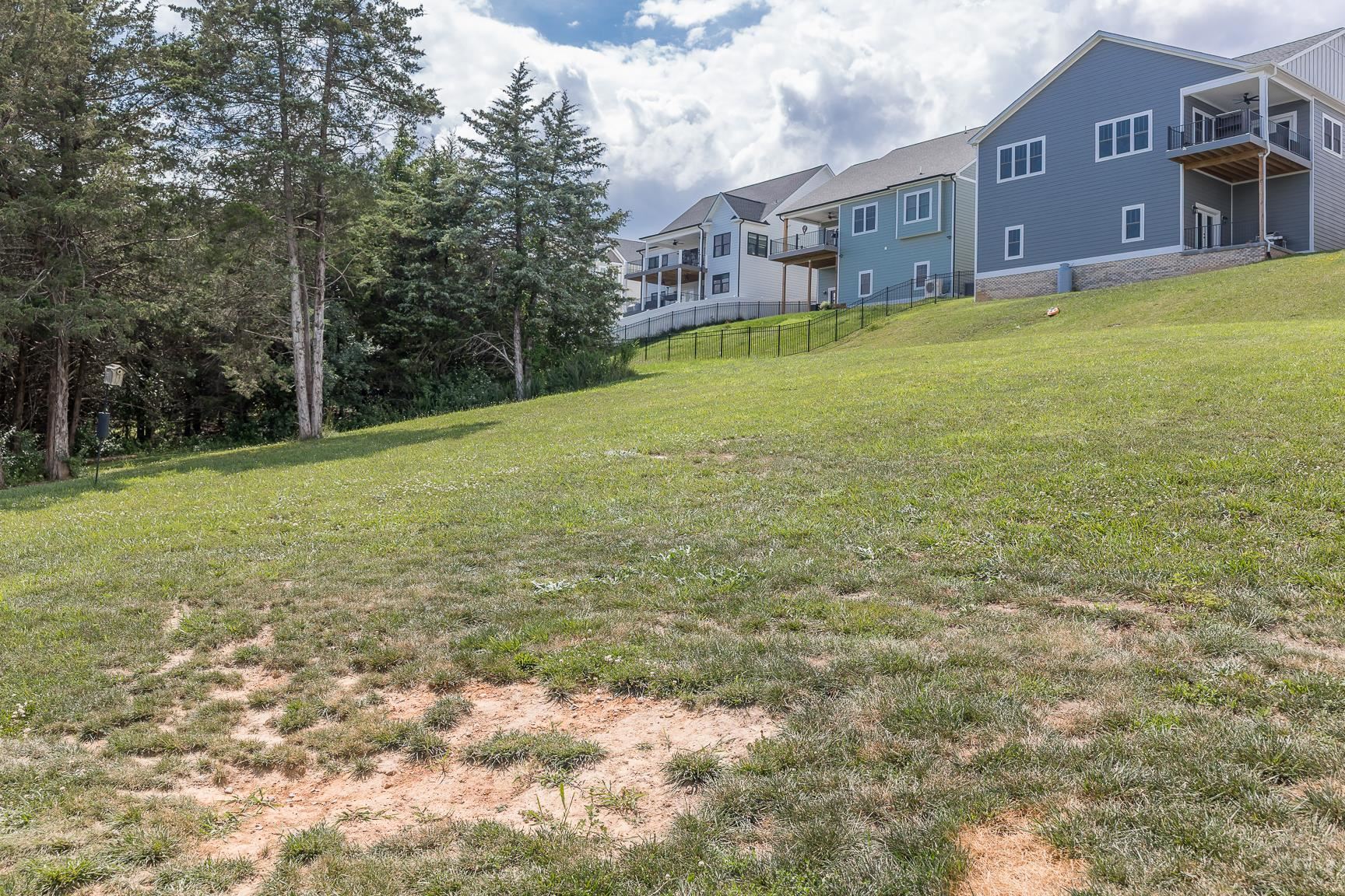 123 BEAUREGARD DR, STAUNTON, Virginia 24401, 3 Bedrooms Bedrooms, ,3 BathroomsBathrooms,Residential,123 BEAUREGARD DR,676958 MLS # 676958