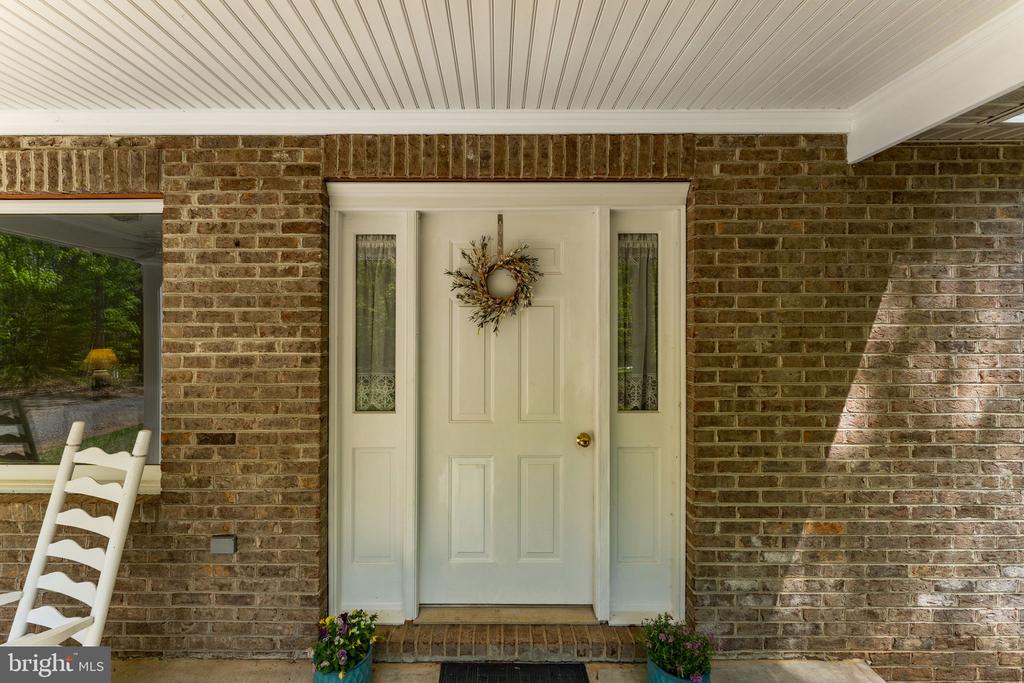 13047 ELK RUN RD, BEALETON, Virginia 22712, 2 Bedrooms Bedrooms, ,2 BathroomsBathrooms,Residential,13047 ELK RUN RD,VAFQ2021522 MLS # VAFQ2021522