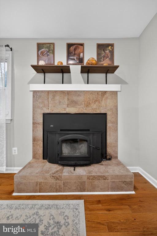 13656 POST OAK RD, SPOTSYLVANIA, Virginia 22551, 3 Bedrooms Bedrooms, ,2 BathroomsBathrooms,Residential,13656 POST OAK RD,VASP2041434 MLS # VASP2041434