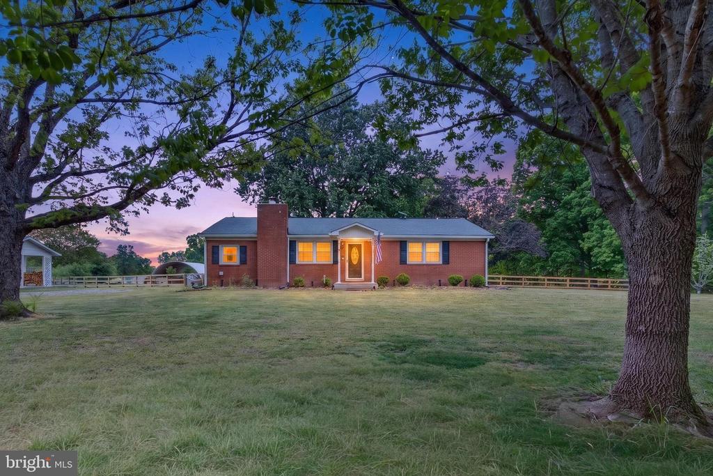 13656 POST OAK RD, SPOTSYLVANIA, Virginia 22551, 3 Bedrooms Bedrooms, ,2 BathroomsBathrooms,Residential,13656 POST OAK RD,VASP2041434 MLS # VASP2041434