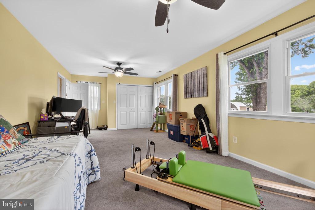 13656 POST OAK RD, SPOTSYLVANIA, Virginia 22551, 3 Bedrooms Bedrooms, ,2 BathroomsBathrooms,Residential,13656 POST OAK RD,VASP2041434 MLS # VASP2041434
