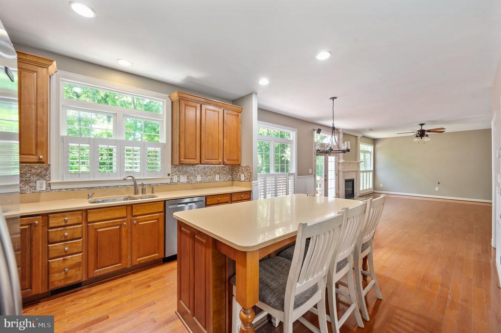 12814 WILLOW POINT DR, FREDERICKSBURG, Virginia 22408, 4 Bedrooms Bedrooms, ,3 BathroomsBathrooms,Residential,12814 WILLOW POINT DR,VASP2041642 MLS # VASP2041642