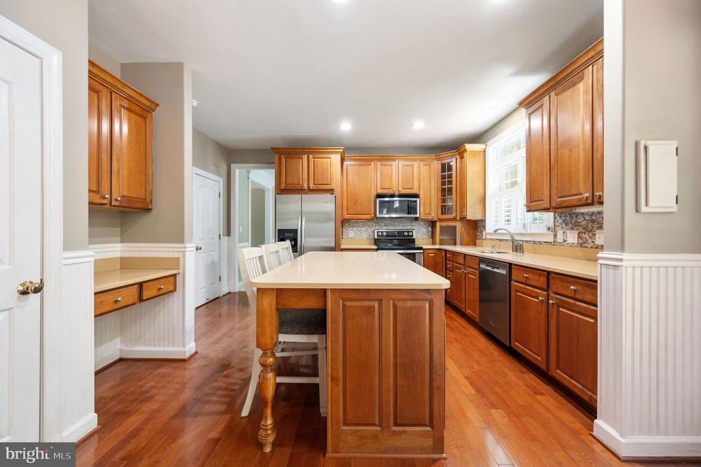 12814 WILLOW POINT DR, FREDERICKSBURG, Virginia 22408, 4 Bedrooms Bedrooms, ,3 BathroomsBathrooms,Residential,12814 WILLOW POINT DR,VASP2041642 MLS # VASP2041642
