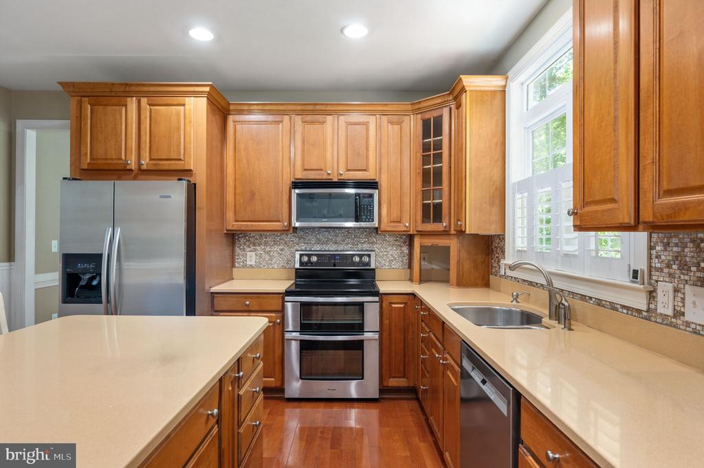 12814 WILLOW POINT DR, FREDERICKSBURG, Virginia 22408, 4 Bedrooms Bedrooms, ,3 BathroomsBathrooms,Residential,12814 WILLOW POINT DR,VASP2041642 MLS # VASP2041642