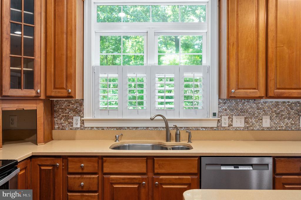 12814 WILLOW POINT DR, FREDERICKSBURG, Virginia 22408, 4 Bedrooms Bedrooms, ,3 BathroomsBathrooms,Residential,12814 WILLOW POINT DR,VASP2041642 MLS # VASP2041642