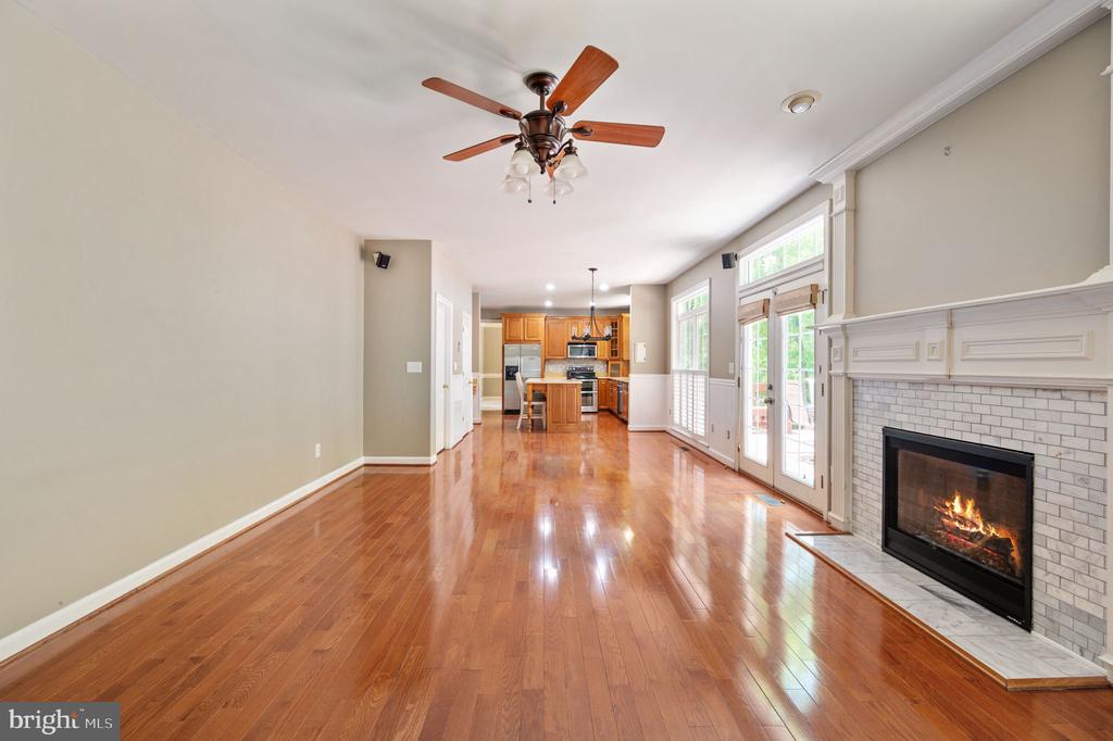 12814 WILLOW POINT DR, FREDERICKSBURG, Virginia 22408, 4 Bedrooms Bedrooms, ,3 BathroomsBathrooms,Residential,12814 WILLOW POINT DR,VASP2041642 MLS # VASP2041642