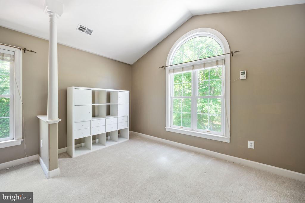 12814 WILLOW POINT DR, FREDERICKSBURG, Virginia 22408, 4 Bedrooms Bedrooms, ,3 BathroomsBathrooms,Residential,12814 WILLOW POINT DR,VASP2041642 MLS # VASP2041642