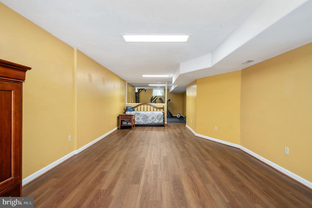 12814 WILLOW POINT DR, FREDERICKSBURG, Virginia 22408, 4 Bedrooms Bedrooms, ,3 BathroomsBathrooms,Residential,12814 WILLOW POINT DR,VASP2041642 MLS # VASP2041642
