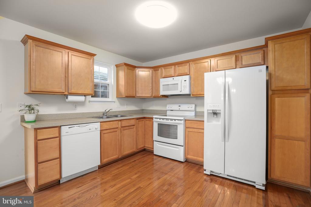 110 MOSBY ST, FREDERICKSBURG, Virginia 22408, 4 Bedrooms Bedrooms, ,2 BathroomsBathrooms,Residential,110 MOSBY ST,VASP2041716 MLS # VASP2041716