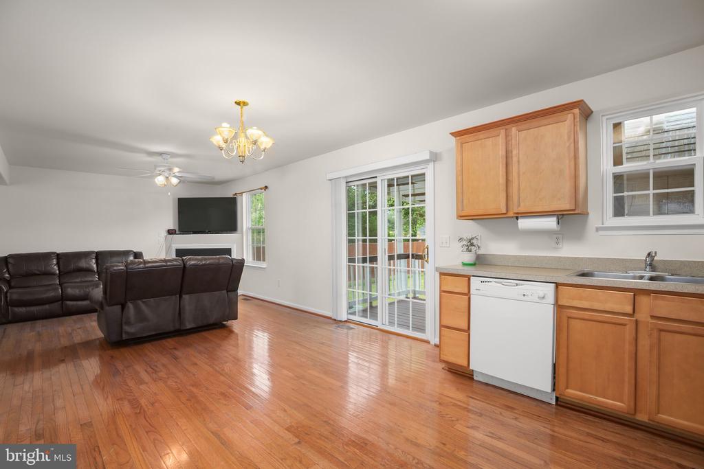 110 MOSBY ST, FREDERICKSBURG, Virginia 22408, 4 Bedrooms Bedrooms, ,2 BathroomsBathrooms,Residential,110 MOSBY ST,VASP2041716 MLS # VASP2041716