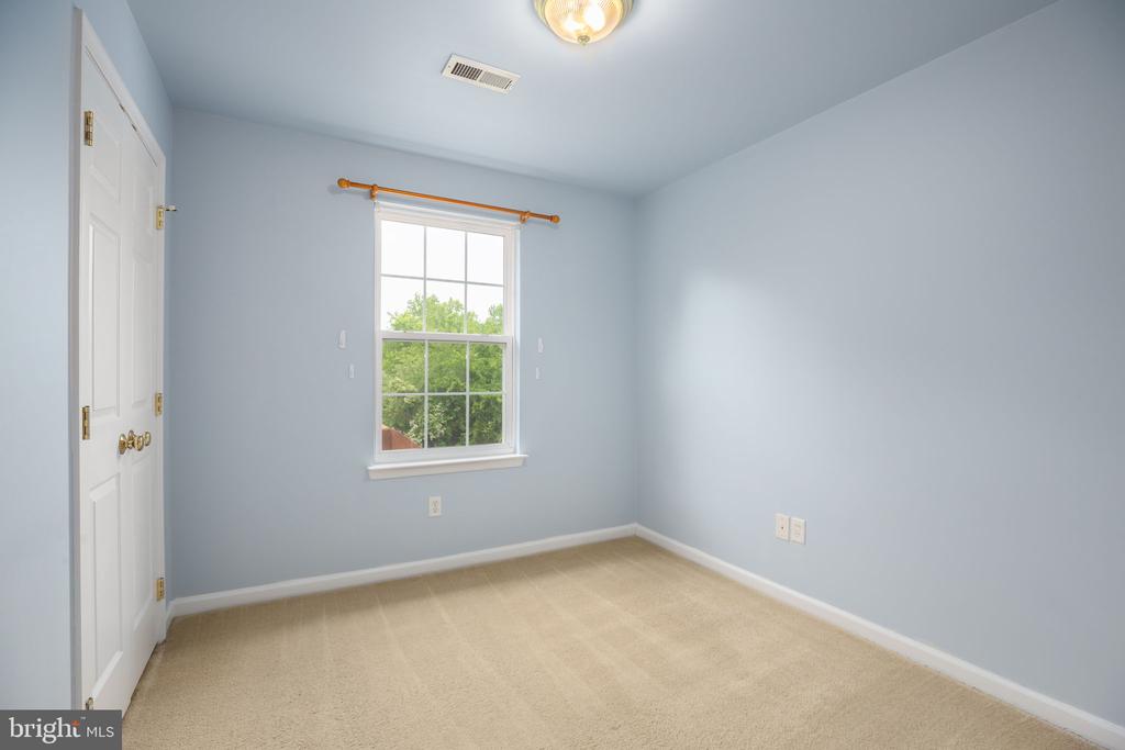 110 MOSBY ST, FREDERICKSBURG, Virginia 22408, 4 Bedrooms Bedrooms, ,2 BathroomsBathrooms,Residential,110 MOSBY ST,VASP2041716 MLS # VASP2041716