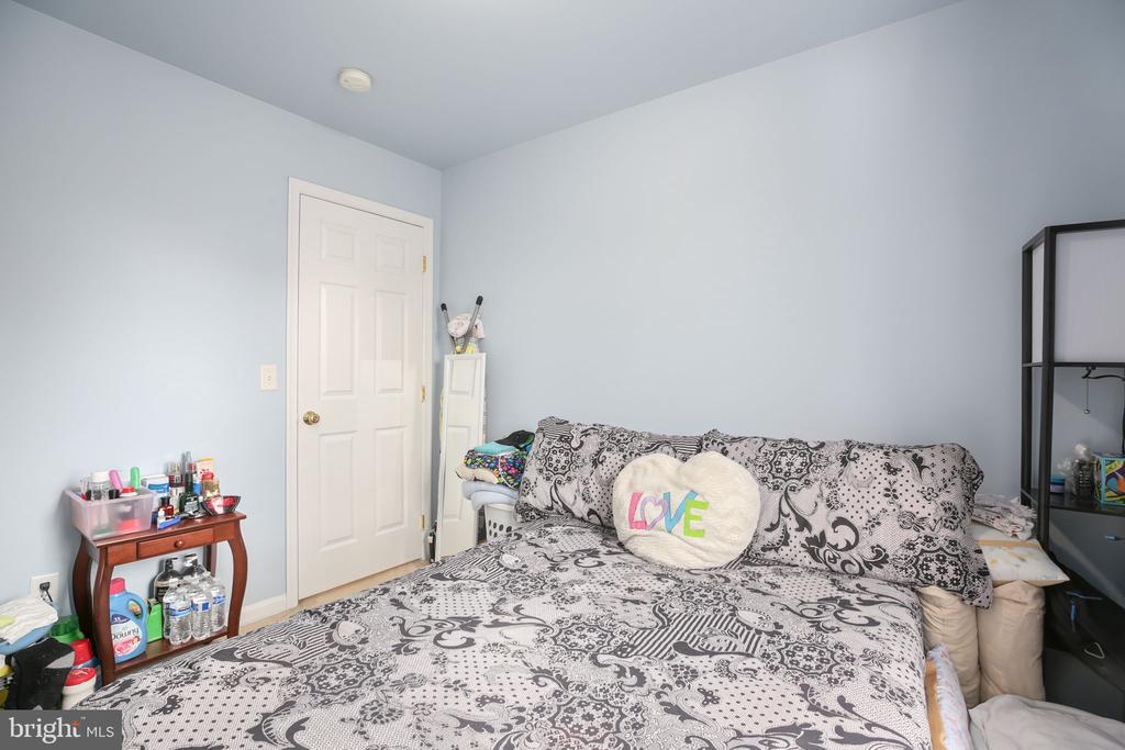 110 MOSBY ST, FREDERICKSBURG, Virginia 22408, 4 Bedrooms Bedrooms, ,2 BathroomsBathrooms,Residential,110 MOSBY ST,VASP2041716 MLS # VASP2041716