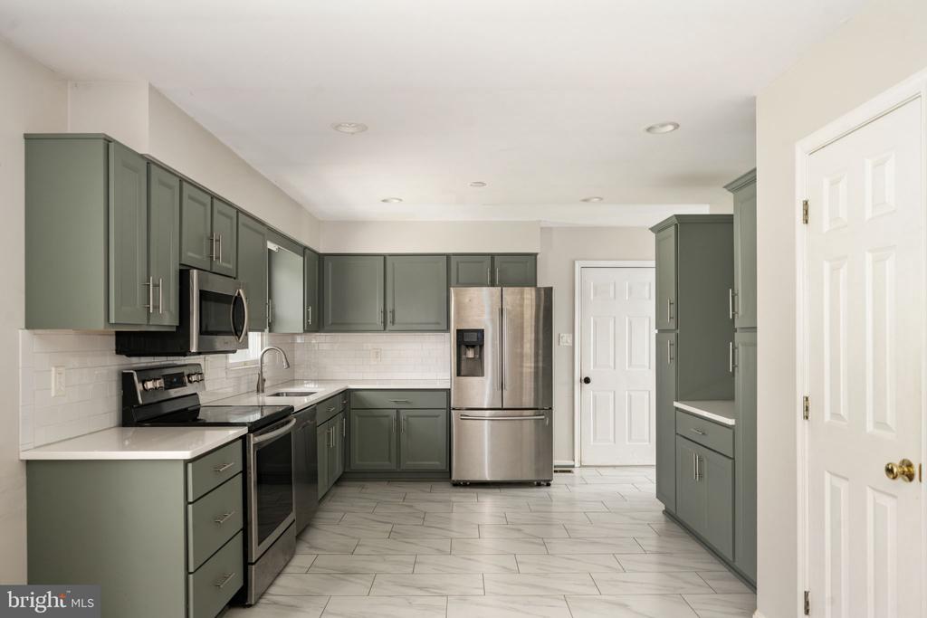 11211 WOLFE CT, BEALETON, Virginia 22712, 3 Bedrooms Bedrooms, ,2 BathroomsBathrooms,Residential,11211 WOLFE CT,VAFQ2021988 MLS # VAFQ2021988