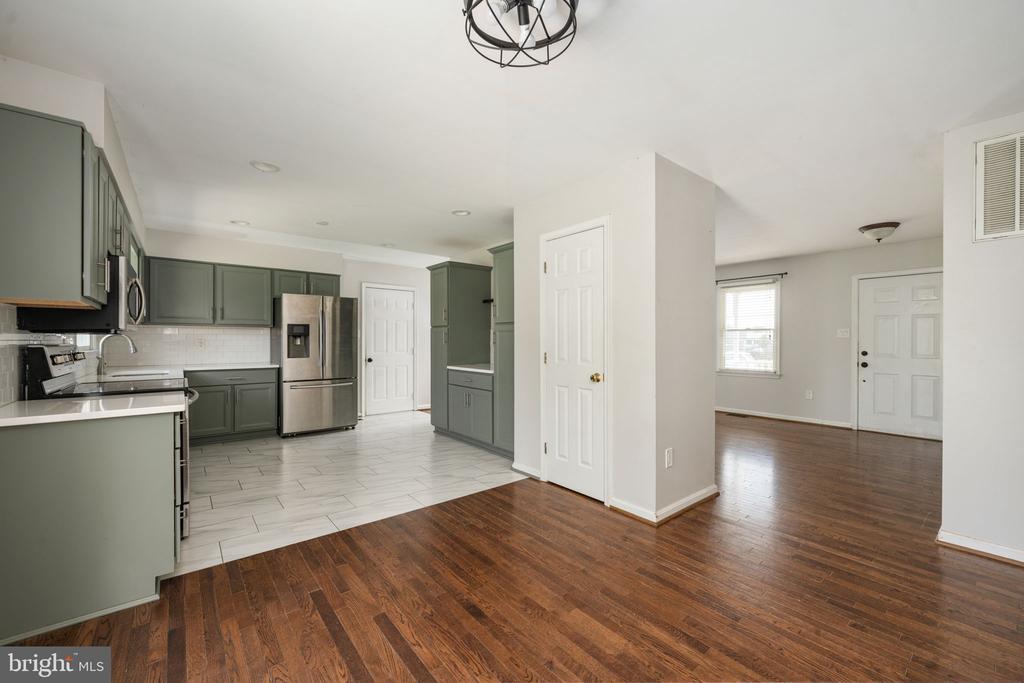 11211 WOLFE CT, BEALETON, Virginia 22712, 3 Bedrooms Bedrooms, ,2 BathroomsBathrooms,Residential,11211 WOLFE CT,VAFQ2021988 MLS # VAFQ2021988