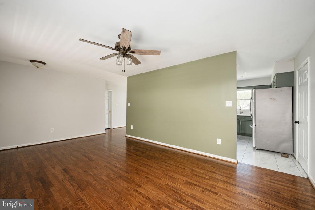 11211 WOLFE CT, BEALETON, Virginia 22712, 3 Bedrooms Bedrooms, ,2 BathroomsBathrooms,Residential,11211 WOLFE CT,VAFQ2021988 MLS # VAFQ2021988