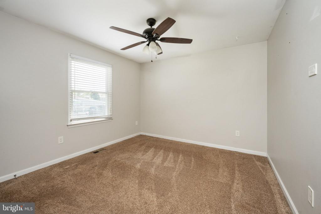 11211 WOLFE CT, BEALETON, Virginia 22712, 3 Bedrooms Bedrooms, ,2 BathroomsBathrooms,Residential,11211 WOLFE CT,VAFQ2021988 MLS # VAFQ2021988