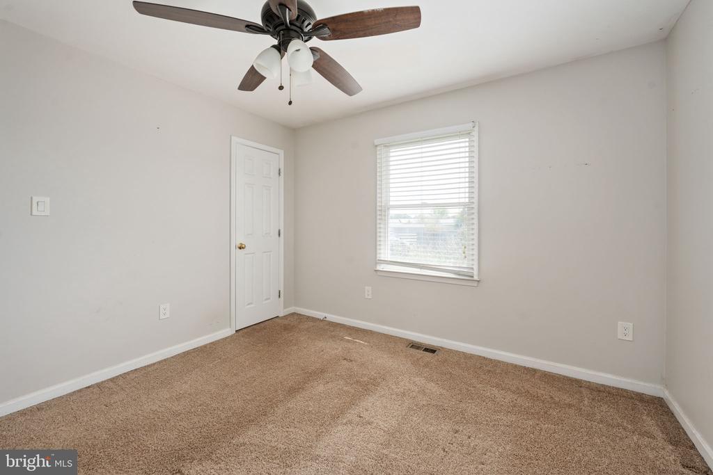 11211 WOLFE CT, BEALETON, Virginia 22712, 3 Bedrooms Bedrooms, ,2 BathroomsBathrooms,Residential,11211 WOLFE CT,VAFQ2021988 MLS # VAFQ2021988