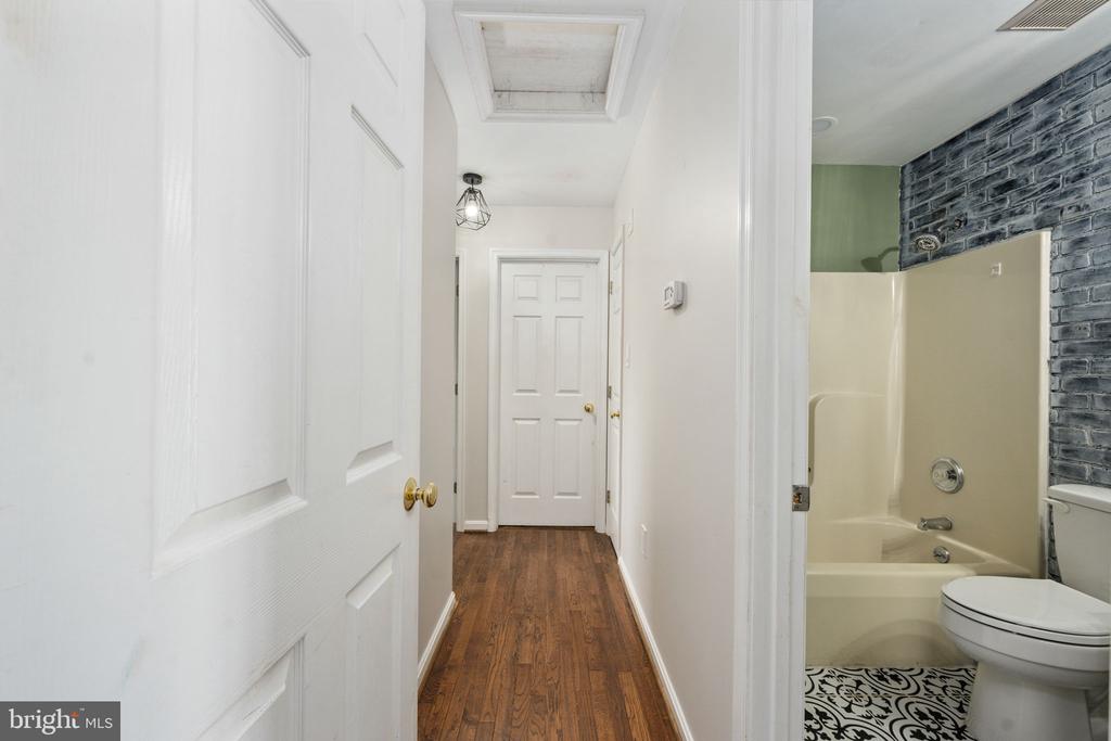11211 WOLFE CT, BEALETON, Virginia 22712, 3 Bedrooms Bedrooms, ,2 BathroomsBathrooms,Residential,11211 WOLFE CT,VAFQ2021988 MLS # VAFQ2021988