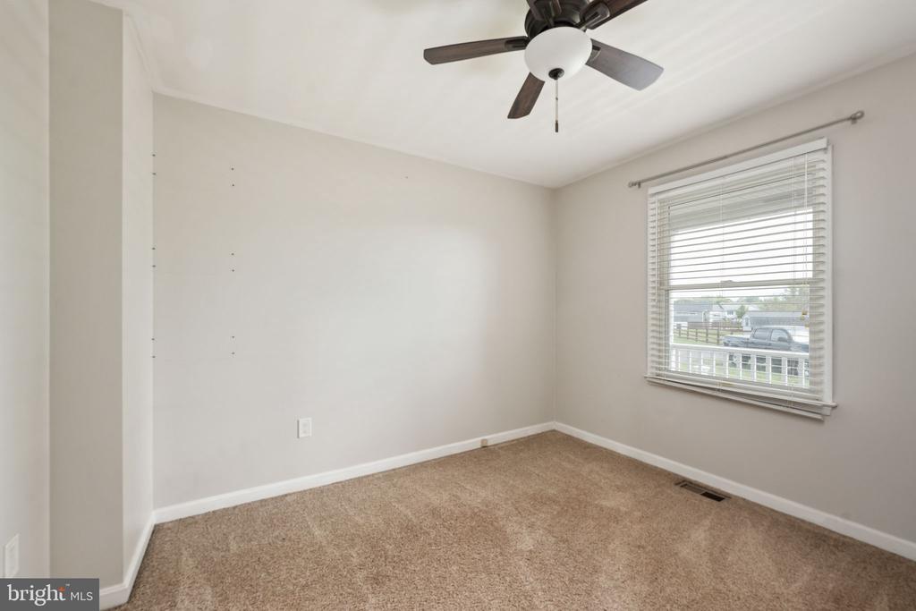 11211 WOLFE CT, BEALETON, Virginia 22712, 3 Bedrooms Bedrooms, ,2 BathroomsBathrooms,Residential,11211 WOLFE CT,VAFQ2021988 MLS # VAFQ2021988