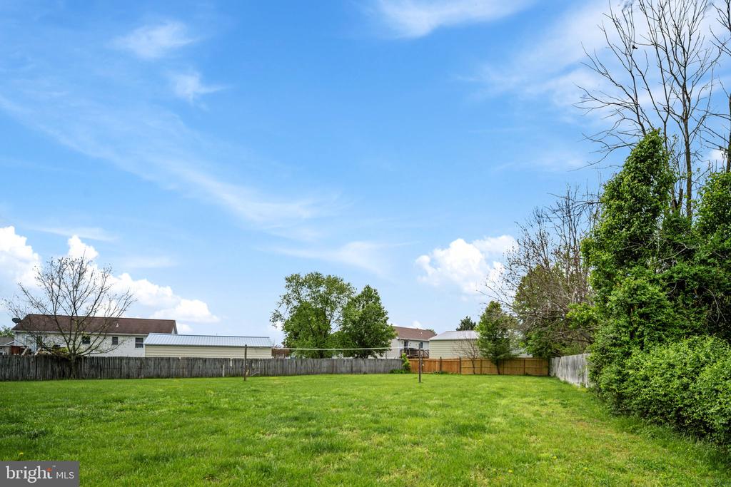 11211 WOLFE CT, BEALETON, Virginia 22712, 3 Bedrooms Bedrooms, ,2 BathroomsBathrooms,Residential,11211 WOLFE CT,VAFQ2021988 MLS # VAFQ2021988