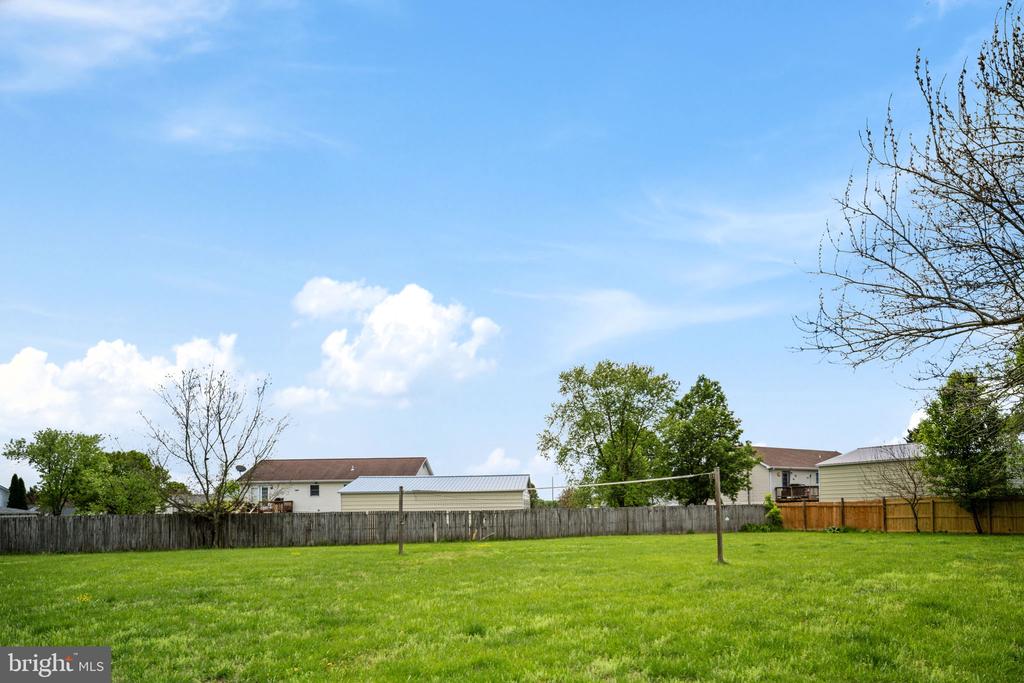 11211 WOLFE CT, BEALETON, Virginia 22712, 3 Bedrooms Bedrooms, ,2 BathroomsBathrooms,Residential,11211 WOLFE CT,VAFQ2021988 MLS # VAFQ2021988