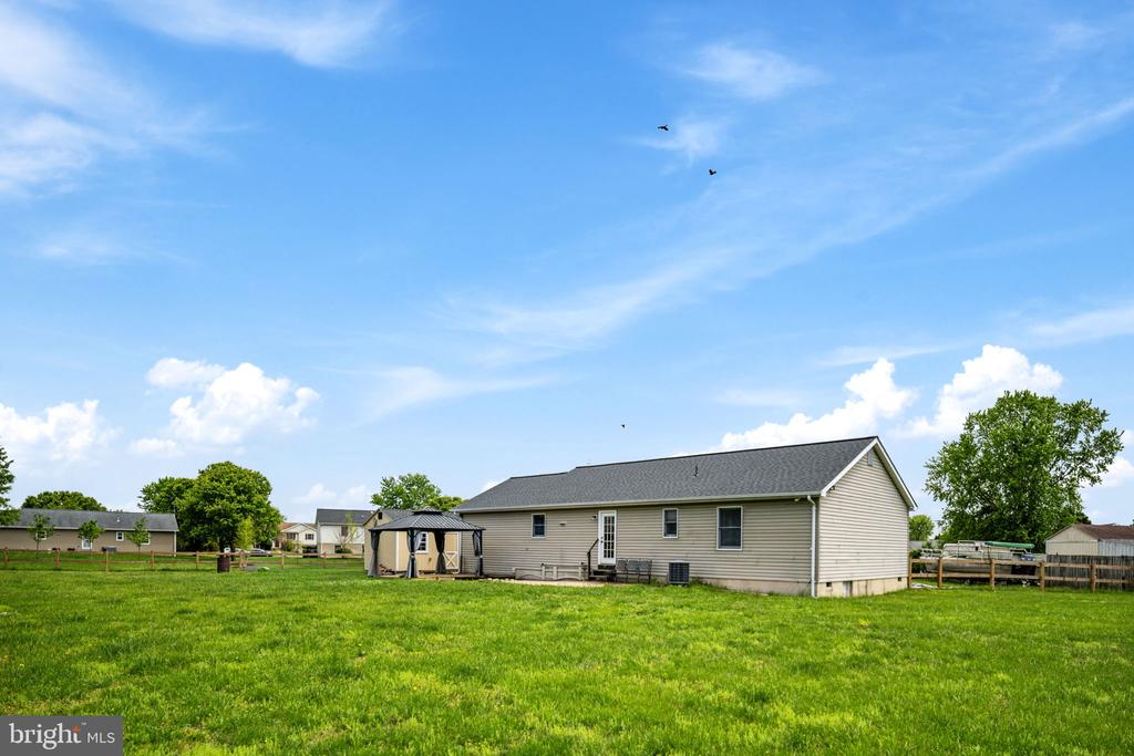 11211 WOLFE CT, BEALETON, Virginia 22712, 3 Bedrooms Bedrooms, ,2 BathroomsBathrooms,Residential,11211 WOLFE CT,VAFQ2021988 MLS # VAFQ2021988