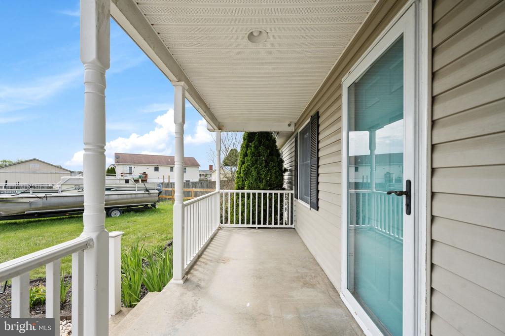 11211 WOLFE CT, BEALETON, Virginia 22712, 3 Bedrooms Bedrooms, ,2 BathroomsBathrooms,Residential,11211 WOLFE CT,VAFQ2021988 MLS # VAFQ2021988