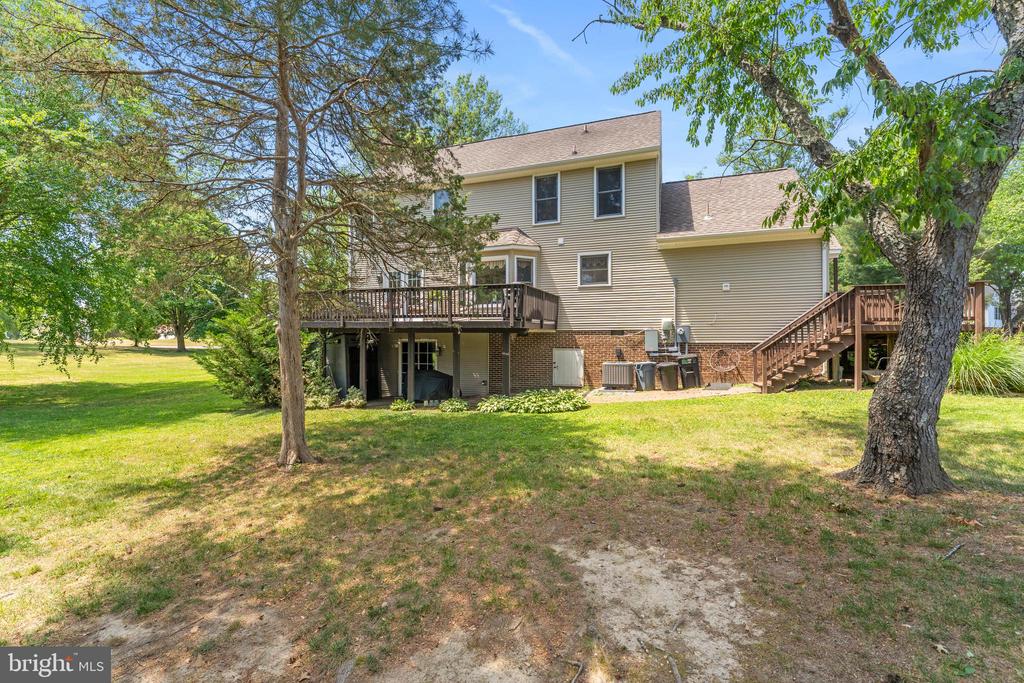 11301 BEAUCLAIRE BLVD, FREDERICKSBURG, Virginia 22408, 5 Bedrooms Bedrooms, ,3 BathroomsBathrooms,Residential,11301 BEAUCLAIRE BLVD,VASP2041678 MLS # VASP2041678