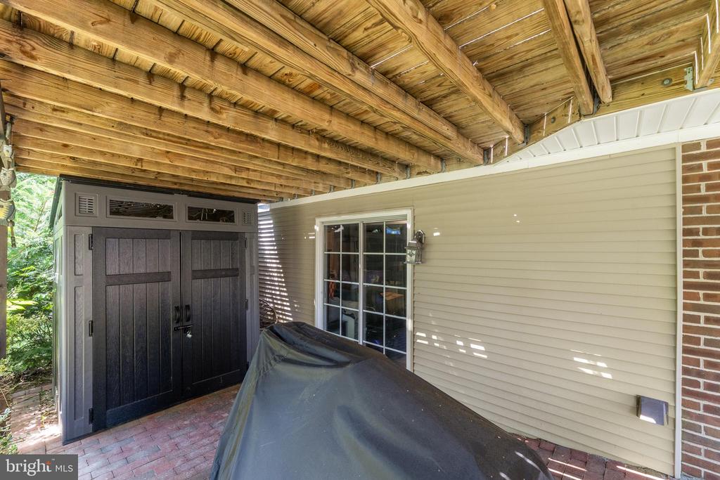 11301 BEAUCLAIRE BLVD, FREDERICKSBURG, Virginia 22408, 5 Bedrooms Bedrooms, ,3 BathroomsBathrooms,Residential,11301 BEAUCLAIRE BLVD,VASP2041678 MLS # VASP2041678