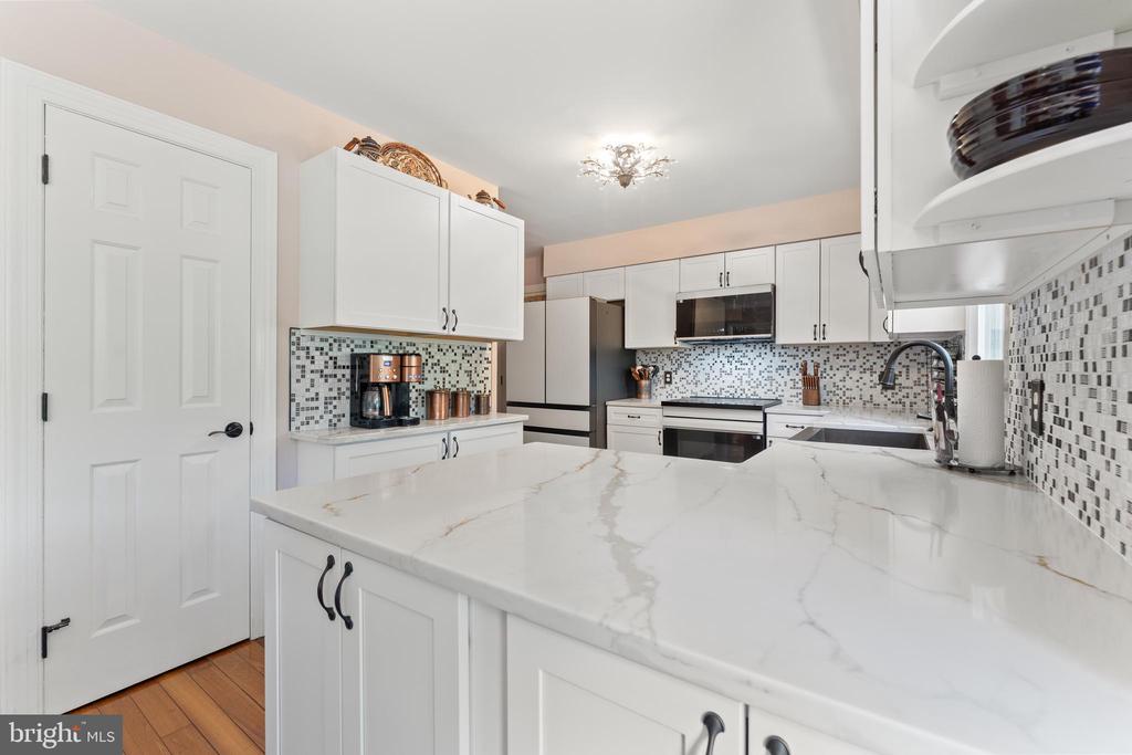 11301 BEAUCLAIRE BLVD, FREDERICKSBURG, Virginia 22408, 5 Bedrooms Bedrooms, ,3 BathroomsBathrooms,Residential,11301 BEAUCLAIRE BLVD,VASP2041678 MLS # VASP2041678