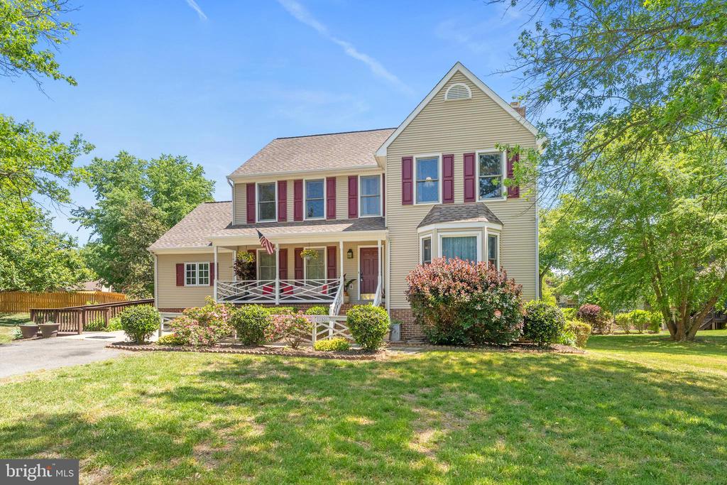 11301 BEAUCLAIRE BLVD, FREDERICKSBURG, Virginia 22408, 5 Bedrooms Bedrooms, ,3 BathroomsBathrooms,Residential,11301 BEAUCLAIRE BLVD,VASP2041678 MLS # VASP2041678