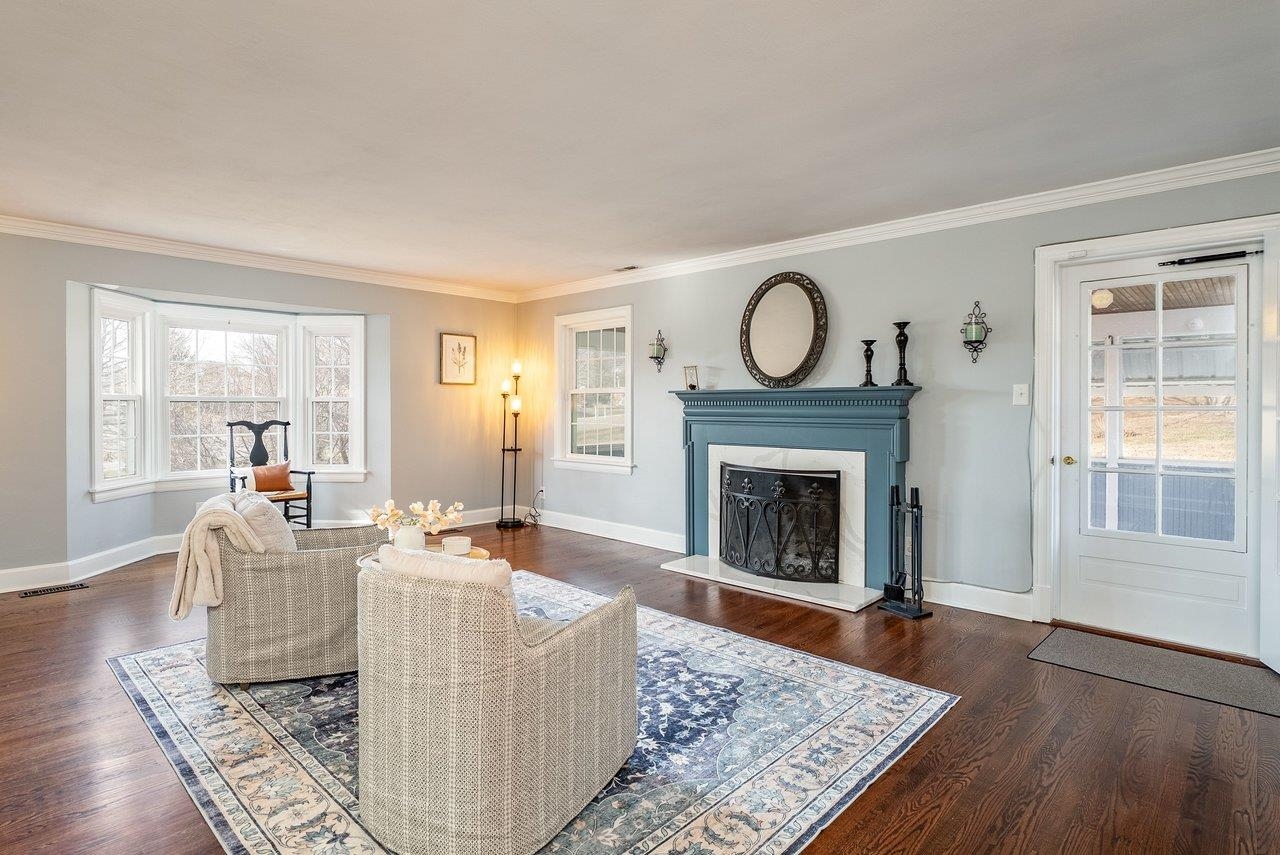 4111 SPOTSWOOD TRL, PENN LAIRD, Virginia 22846, 5 Bedrooms Bedrooms, ,3 BathroomsBathrooms,Residential,4111 SPOTSWOOD TRL,676929 MLS # 676929