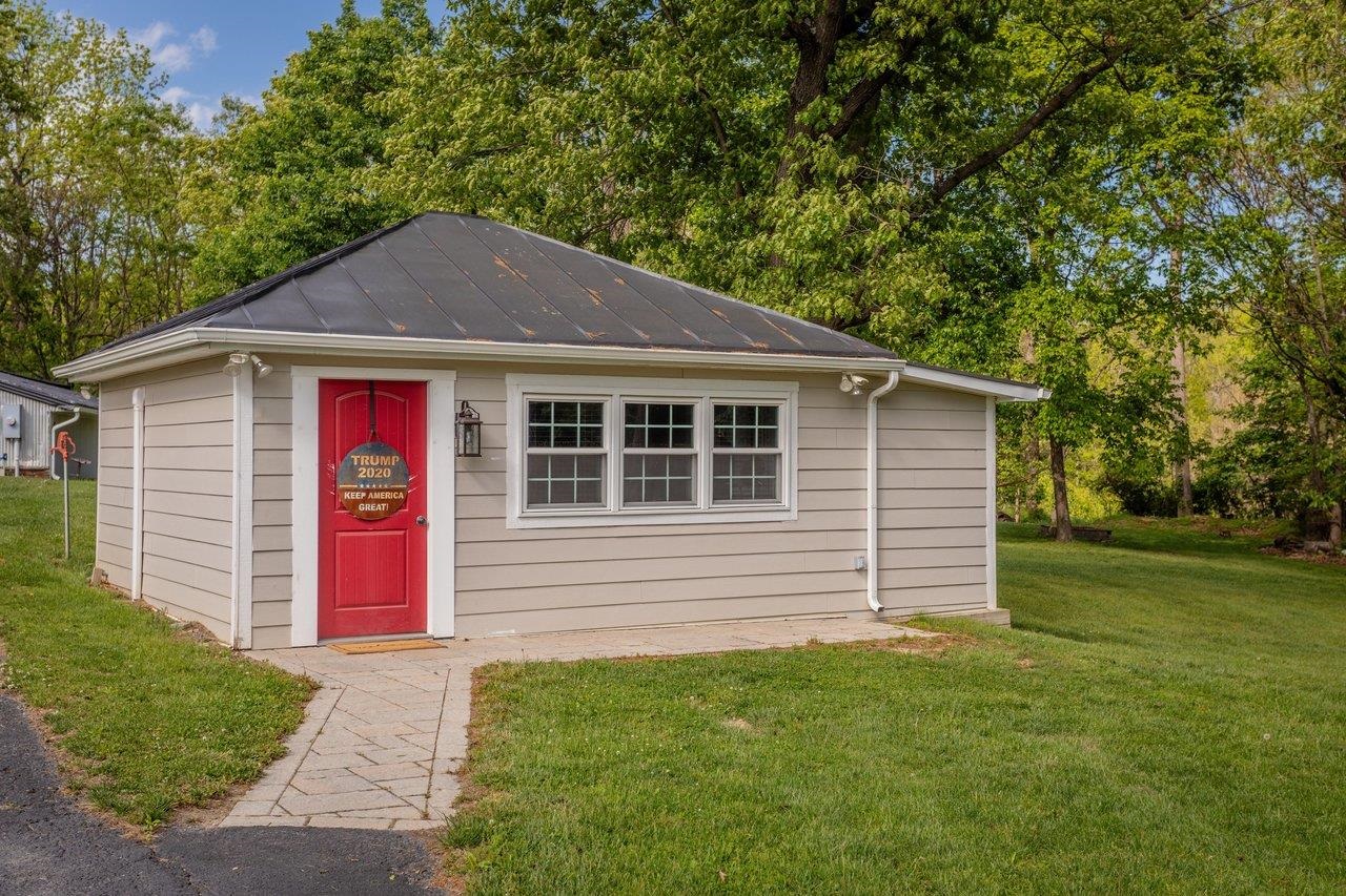 4111 SPOTSWOOD TRL, PENN LAIRD, Virginia 22846, 5 Bedrooms Bedrooms, ,3 BathroomsBathrooms,Residential,4111 SPOTSWOOD TRL,676929 MLS # 676929