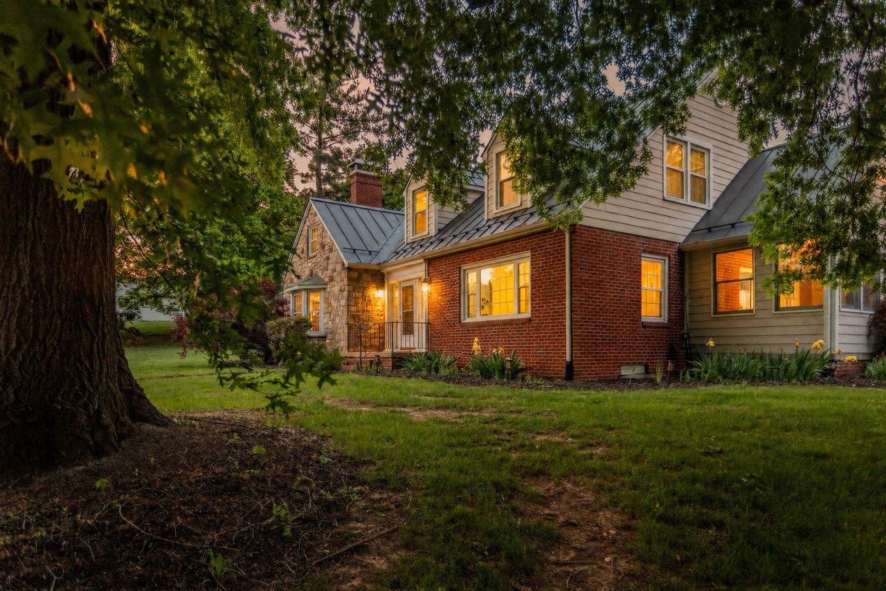 4111 SPOTSWOOD TRL, PENN LAIRD, Virginia 22846, 5 Bedrooms Bedrooms, ,3 BathroomsBathrooms,Residential,4111 SPOTSWOOD TRL,676929 MLS # 676929