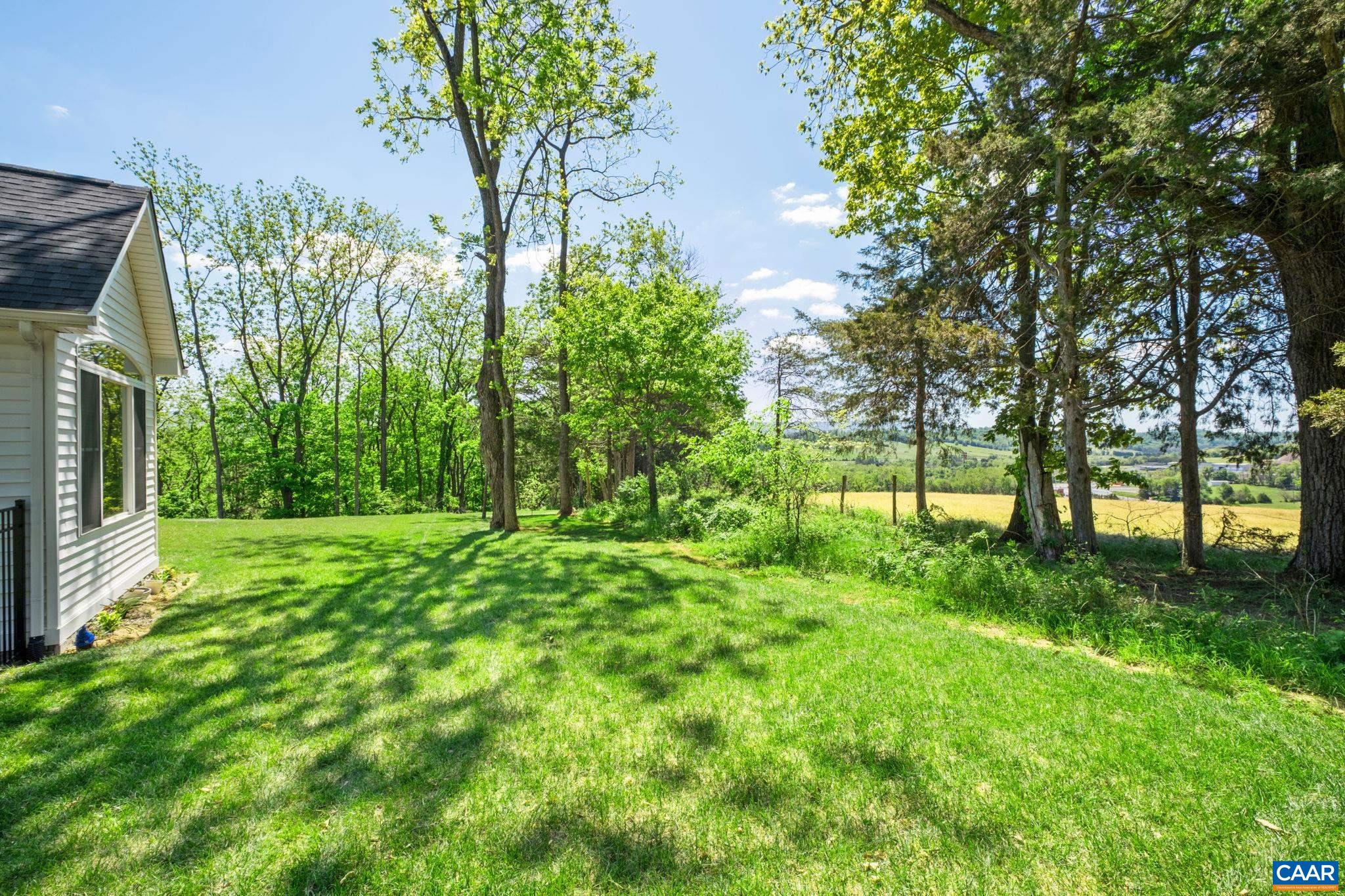 Pastoral and mountain views are to the right, mountain views are also in view looking toward the front of the home.