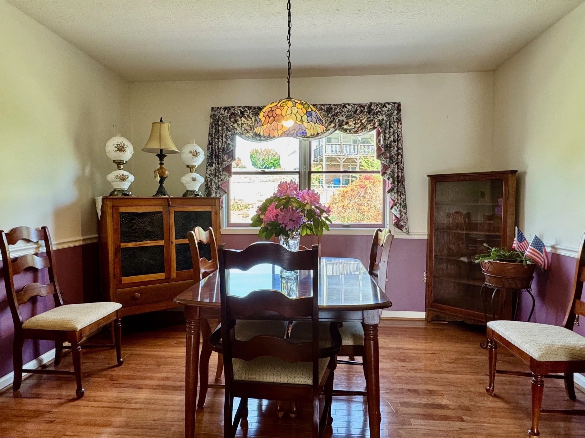 98 GRANARY RD, VERONA, Virginia 24482, 3 Bedrooms Bedrooms, ,2 BathroomsBathrooms,Residential,Spacious Ranch on Granary Rd,98 GRANARY RD,676967 MLS # 676967