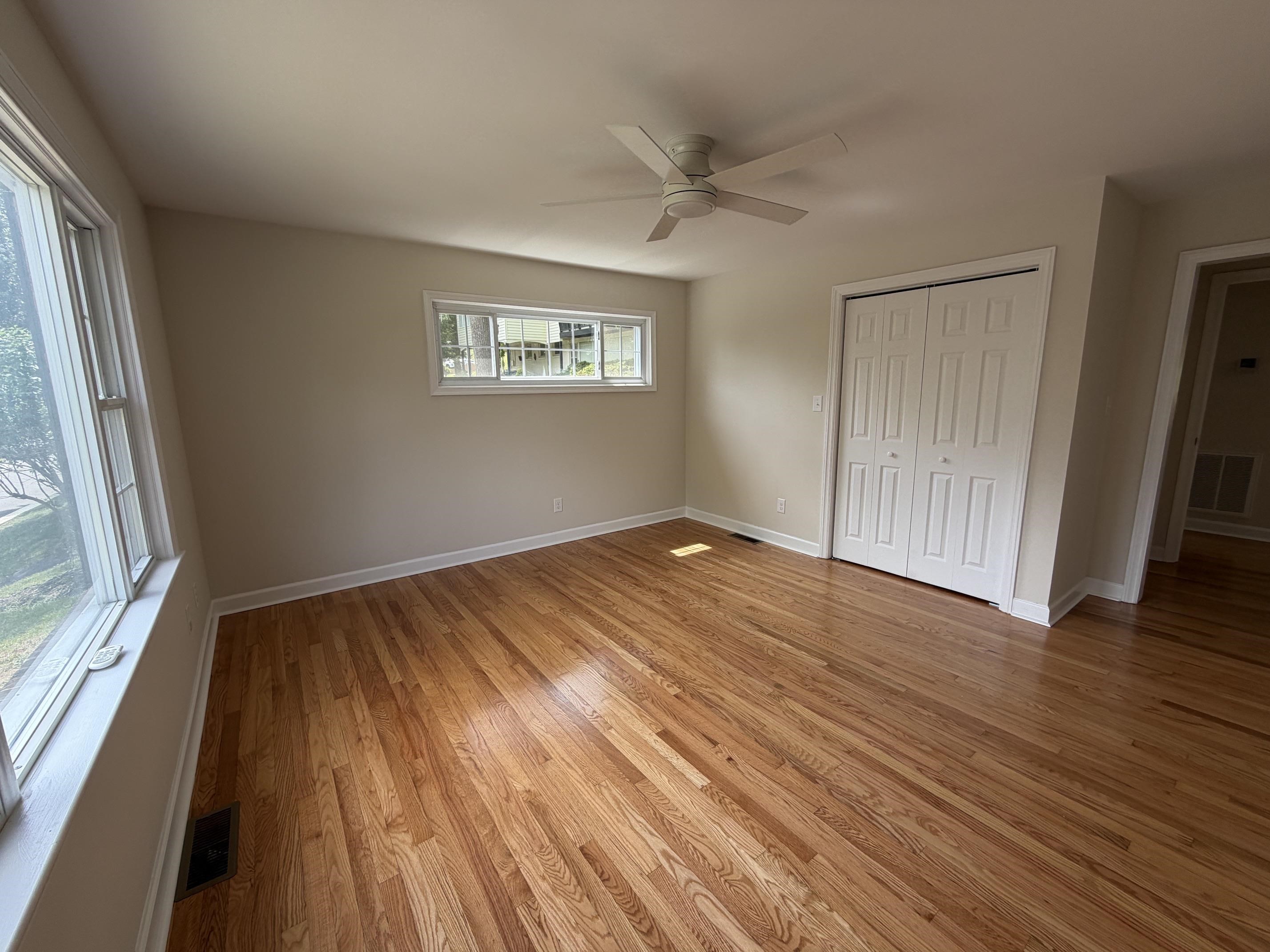 212 SKYLAND DR, STAUNTON, Virginia 24401, 3 Bedrooms Bedrooms, ,2 BathroomsBathrooms,Residential,212 SKYLAND DR,676969 MLS # 676969