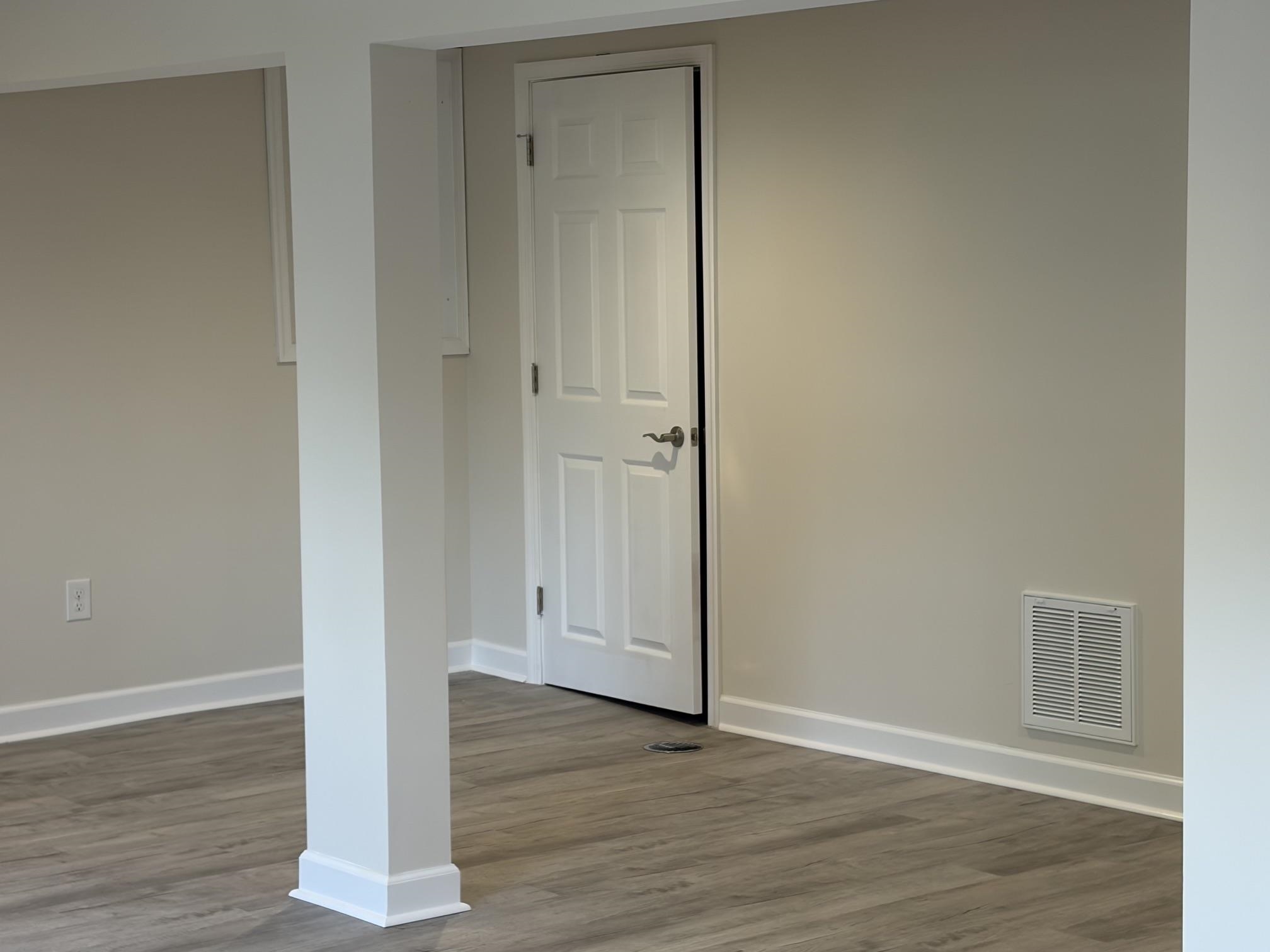 212 SKYLAND DR, STAUNTON, Virginia 24401, 3 Bedrooms Bedrooms, ,2 BathroomsBathrooms,Residential,212 SKYLAND DR,676969 MLS # 676969