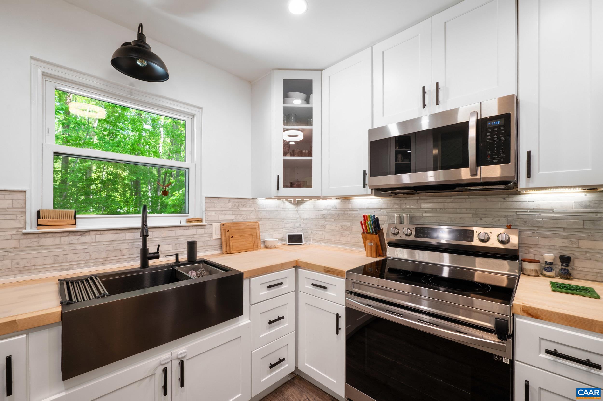 1 TARA CT, PALMYRA, Virginia 22963, 3 Bedrooms Bedrooms, ,2 BathroomsBathrooms,Residential,1 TARA CT,676972 MLS # 676972