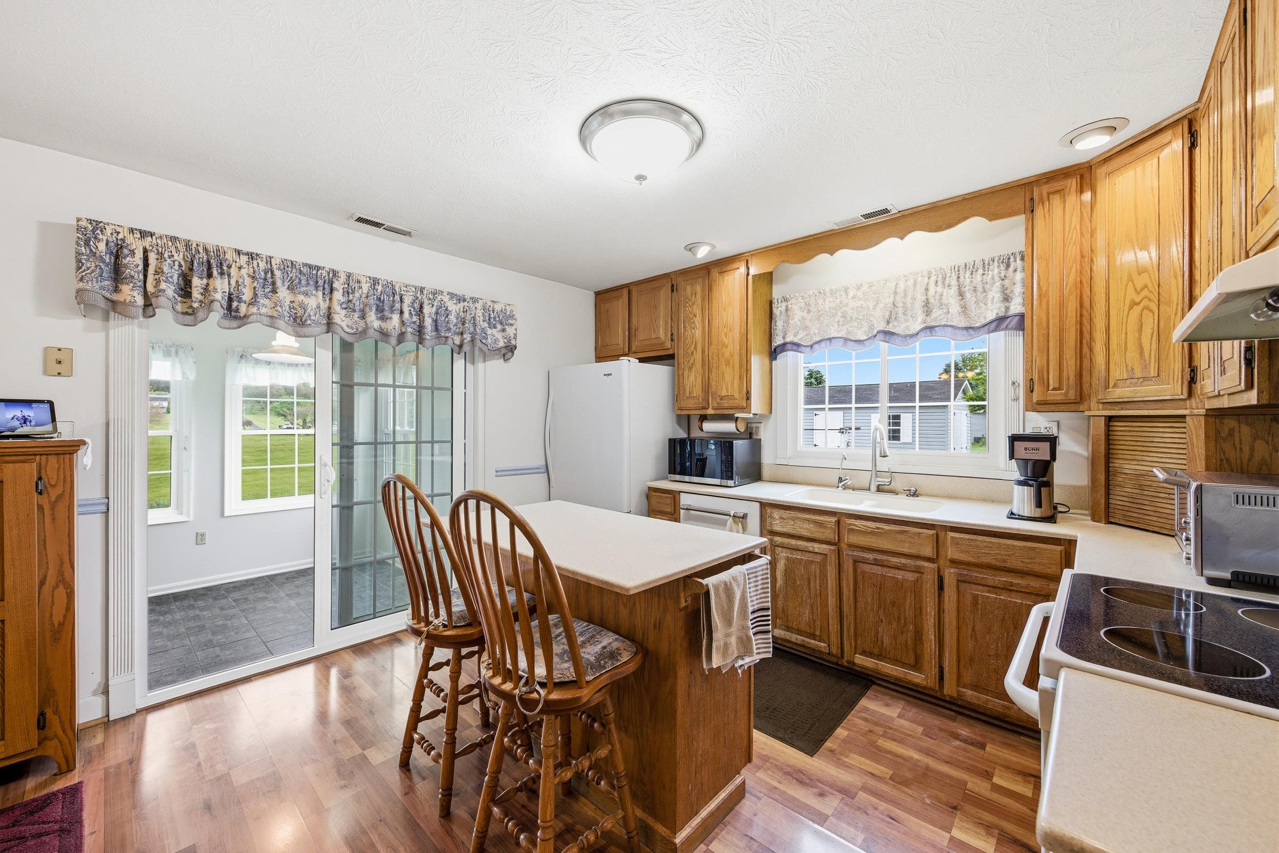 497 CATFISH TRL, NEW MARKET, Virginia 22844, 3 Bedrooms Bedrooms, ,2 BathroomsBathrooms,Residential,497 CATFISH TRL,676975 MLS # 676975