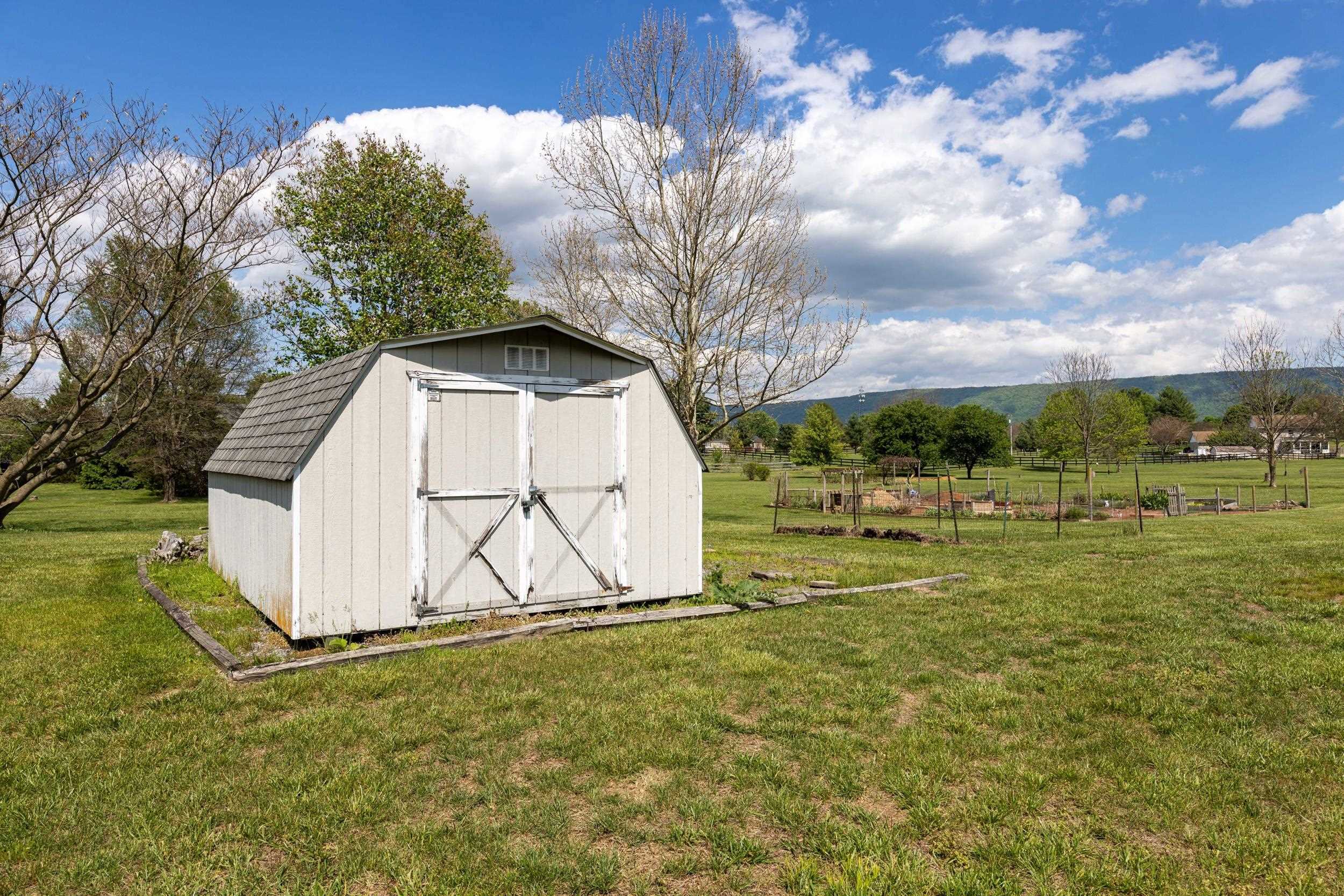 497 CATFISH TRL, NEW MARKET, Virginia 22844, 3 Bedrooms Bedrooms, ,2 BathroomsBathrooms,Residential,497 CATFISH TRL,676975 MLS # 676975