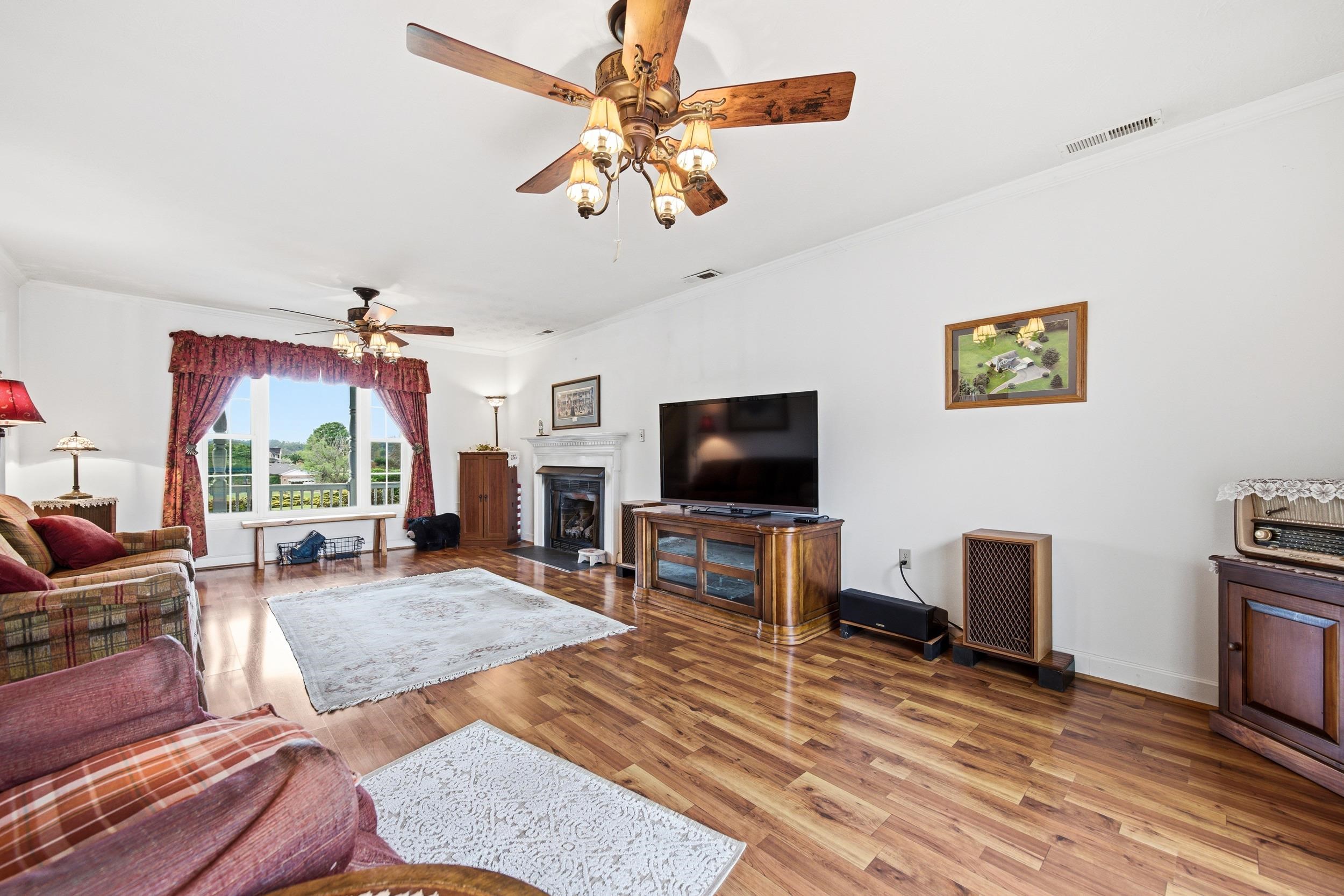 497 CATFISH TRL, NEW MARKET, Virginia 22844, 3 Bedrooms Bedrooms, ,2 BathroomsBathrooms,Residential,497 CATFISH TRL,676975 MLS # 676975
