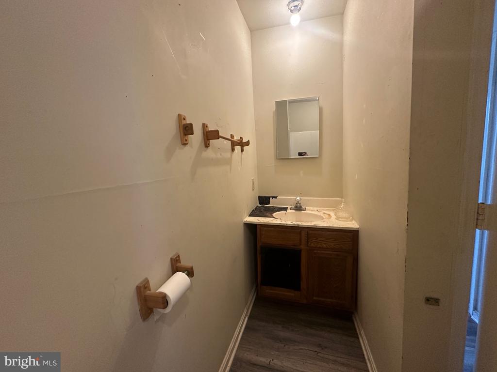 6514 OLD PLANK RD, FREDERICKSBURG, Virginia 22407, 2 Bedrooms Bedrooms, ,1 BathroomBathrooms,Residential,6514 OLD PLANK RD,VASP2037508 MLS # VASP2037508